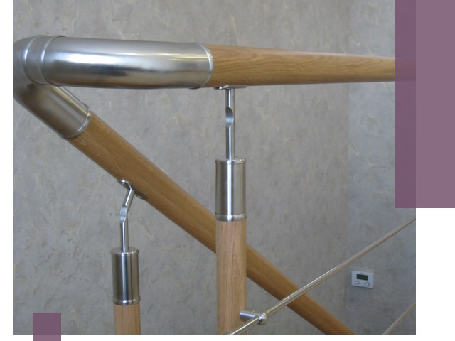 Комбинированные перила на заказ в Благовещенске — монтаж и производство