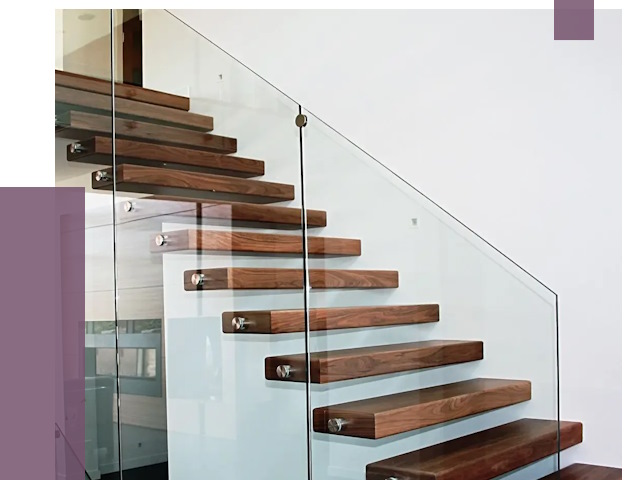 Стеклянные перила для лестницы в Благовещенске от 14728 руб.