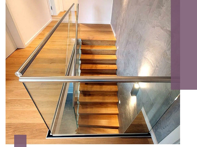 Перила для лестницы в доме — изготовление и монтаж в Благовещенске