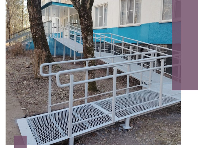 Пандусы под ключ в Благовещенске: изготовление, монтаж и демонтаж