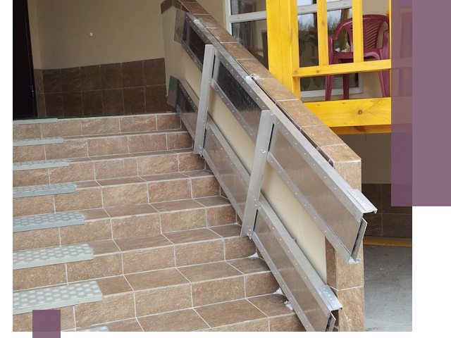 Откидные пандусы под ключ в Благовещенске — монтаж и демонтаж