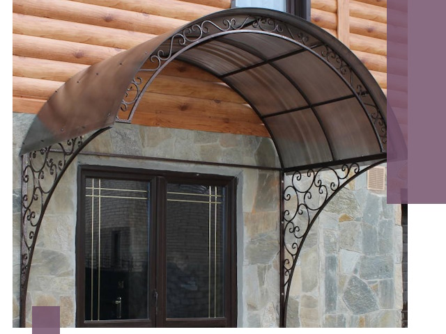 Арочные козырьки под ключ в Благовещенске: изготовление и монтаж